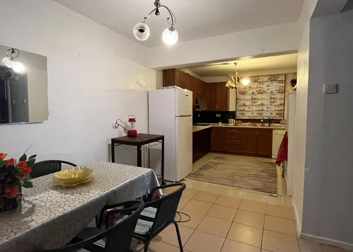 Alacati With Pool Кешме